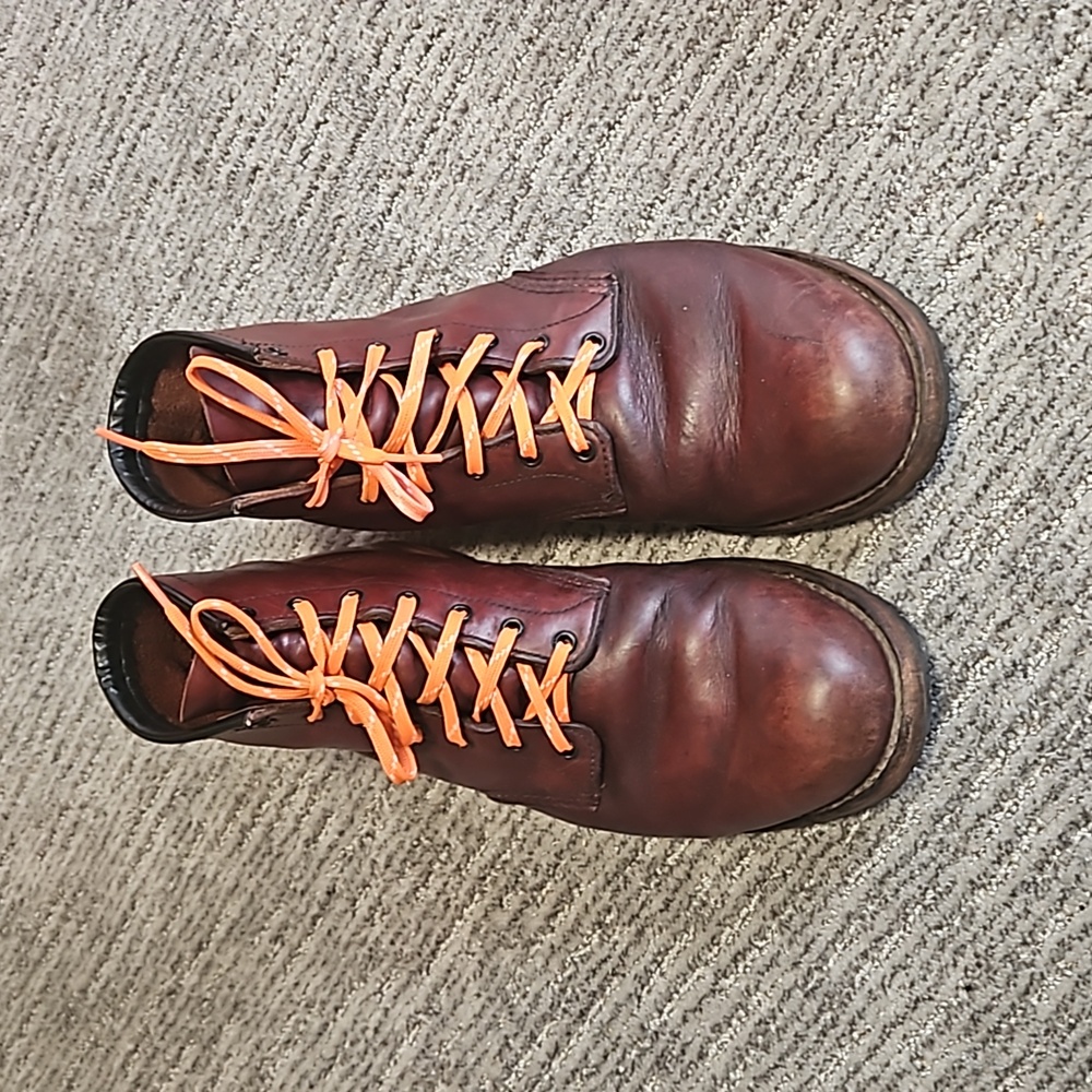 Red Wing boots 9011